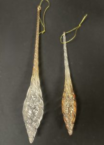 Glass Ornaments Black Background Scaled E1762909285542